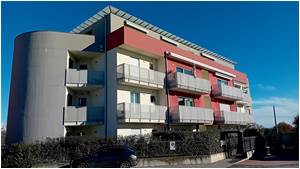 Apri Galleria Immagini