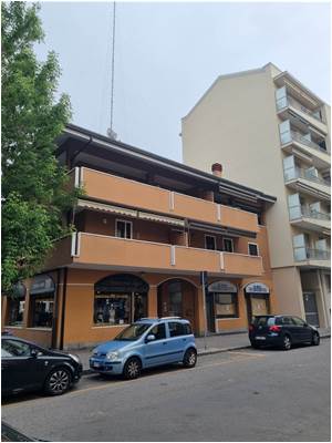 Apri Galleria Immagini